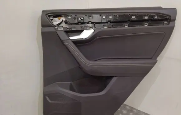 Volkswagen Touareg III Rear door card panel trim 760839114