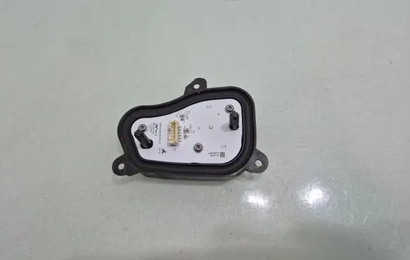 Chrysler Pacifica Xenon control unit/module 6002TP0103