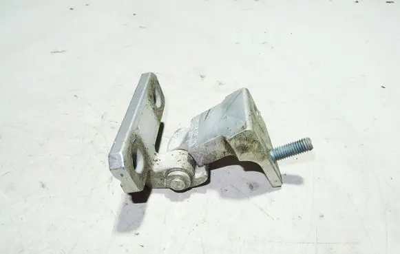 Volkswagen Phaeton Front door upper hinge 3D4831402