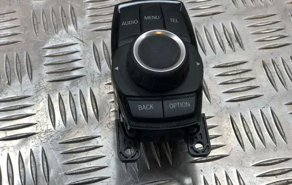 BMW 3 F30 F35 F31 Head unit multimedia control ZE938167801