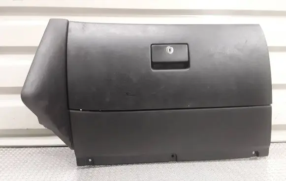 Volkswagen Golf IV Glove box 1J1857101A