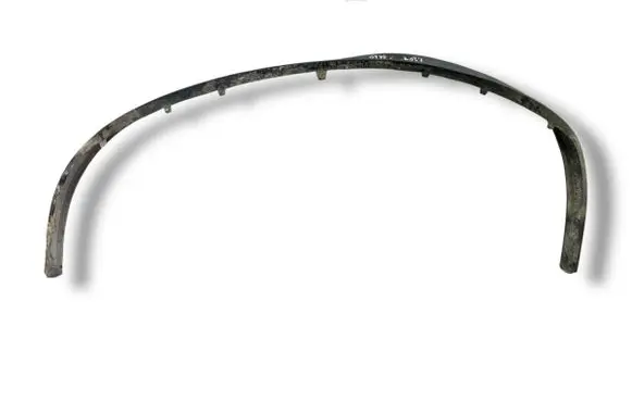 Front bumper lip