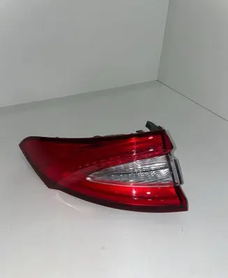 Maserati Levante Rear/tail lights CCC150001 20670101 M1641S0SX