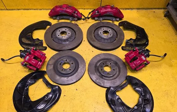 Audi Q8 Brake discs and calipers set 4M0615106JT 4M0615105JT 4M0615312H