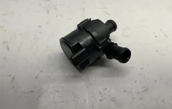 Land Rover Discovery Sport Electric auxiliary coolant/water pump DX2318D474AC