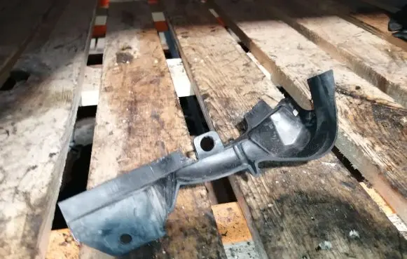 Audi A6 S6 C7 4G Fender mounting bracket 4G0805233