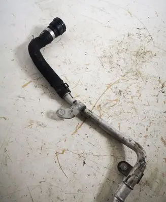 Audi A6 C7 Engine coolant pipe/hose 4G0121071