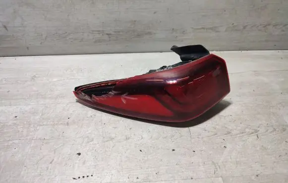 Hyundai Kona I Rear/tail lights 92401J91 92401J911