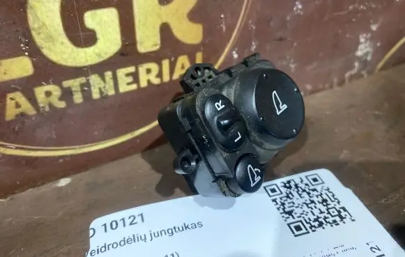 Honda Civic Wing mirror switch
