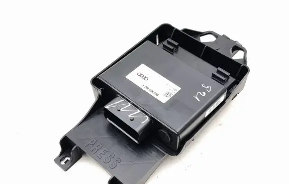 Audi A6 Allroad C7 Voltage converter/converter module 8K0959663F 8K0959663 120007070