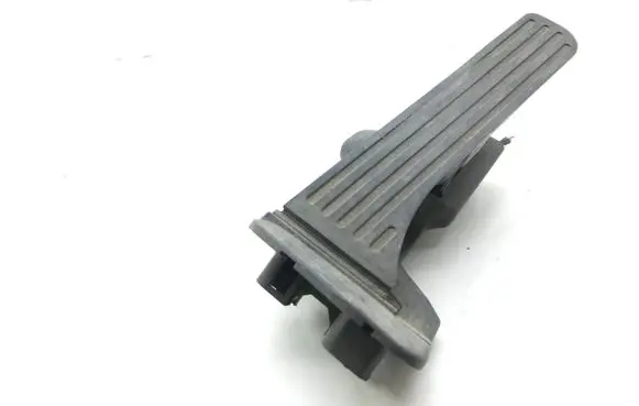 Volkswagen PASSAT B7 Accelerator throttle pedal 1K2721503T