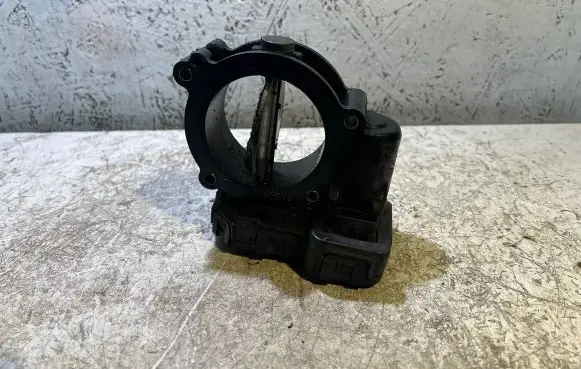 Mercedes-Benz E W212 Throttle valve A6510900470 DK0040 0280750573