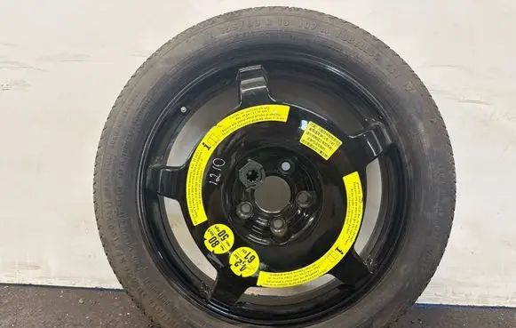 Mercedes-Benz CLS C218 X218 R18 spare wheel A2124013302