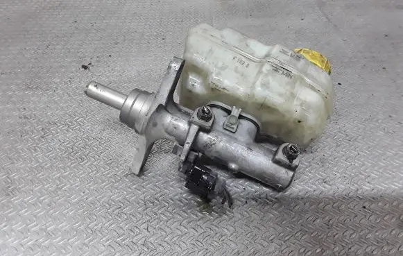 Seat Ibiza IV (6J,6P) Master brake cylinder