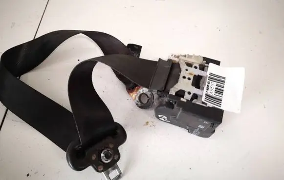 Ford Focus Front seatbelt 4m51a61294da 4m51-a61294-da