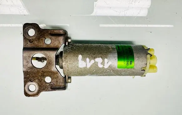 Seat adjustment motor