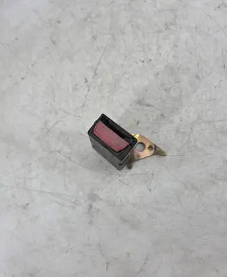 BMW 5 E34 Rear seatbelt buckle 0566844 81265219