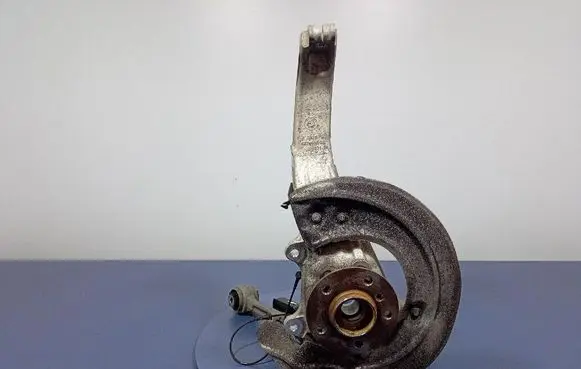 BMW X7 G07 Front wheel hub spindle knuckle 6876656