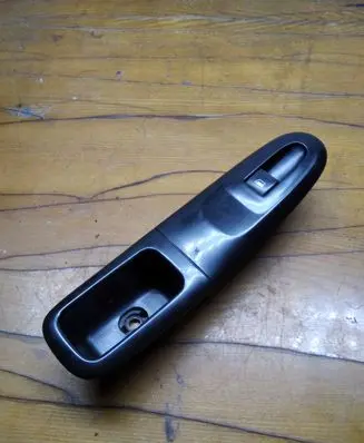 Renault Espace - Grand espace IV Front door window switch trim 26267