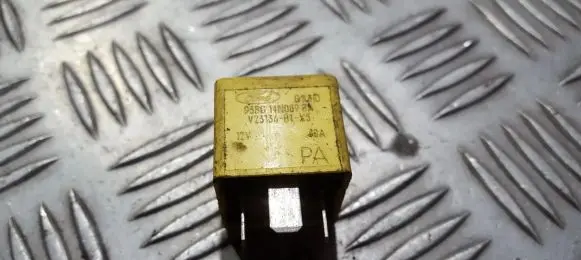 Ford Mondeo MK I Other relay 93bg14n089ba v23136-b1-x3