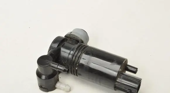 Volvo V40 Windscreen/windshield washer pump 1026810001