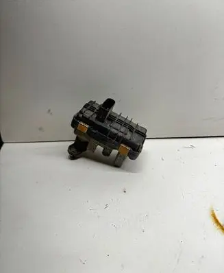 BMW 5 F10 F11 Turbine electric control actuator 4933519411 6NW01043004 6NW010430