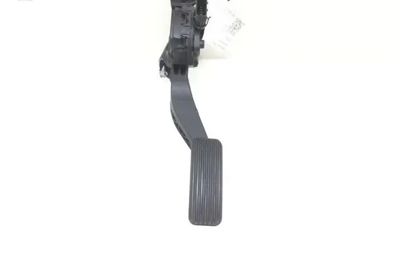 Opel Insignia A Accelerator throttle pedal 13237356