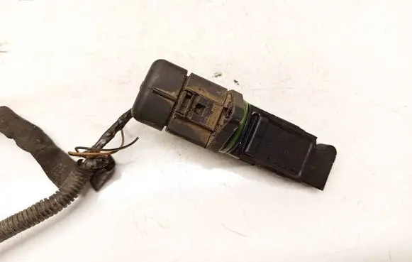 Seat Alhambra (Mk1) Mass air flow meter 