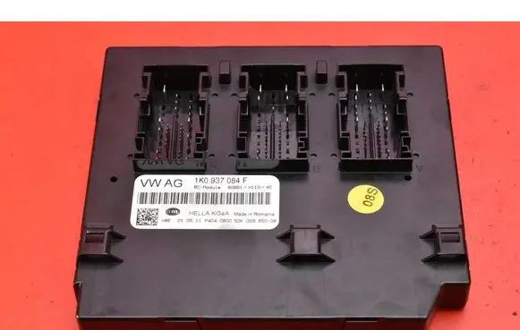 Skoda Octavia Mk2 (1Z) Comfort/convenience module 1K0937084F