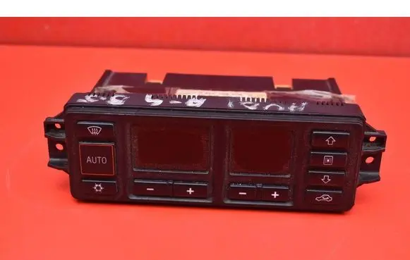 Audi A4 S4 B5 8D Climate control unit 8L0820043D