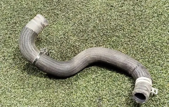 Renault Trafic III (X82) Engine coolant pipe/hose 93450183 140532719R