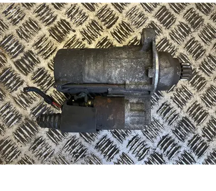 Volkswagen PASSAT B6 Starter motor 02M91104A