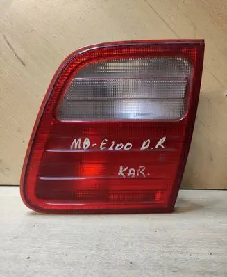 Mercedes-Benz E W210 Tailgate rear/tail lights A2108202664