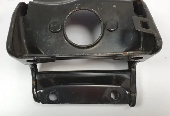 Peugeot Partner Engine mount bracket