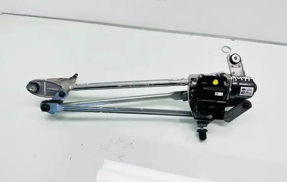 Front wiper linkage and motor