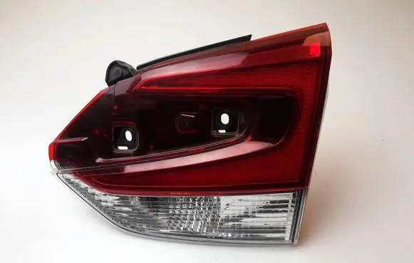 Subaru Forester SK Tailgate rear/tail lights 84251SJ000