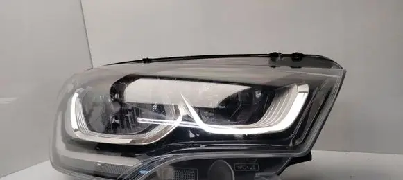 Citroen C4 II Headlight/headlamp 