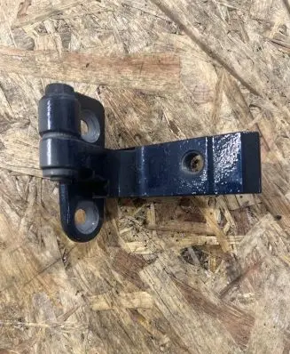 BMW 5 G30 G31 Rear door lower hinge 7333094