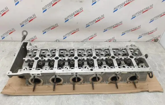 BMW X5 F15 Engine head 7812929