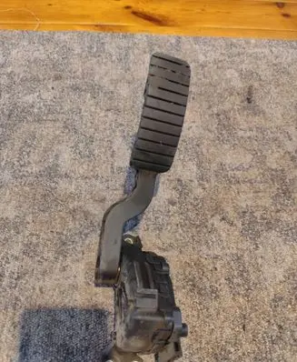 Renault Laguna II Accelerator throttle pedal 8200003392 6PV00811901