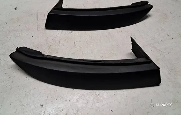 Renault Clio IV Rear/tail light trim molding 850778271R 850769806R