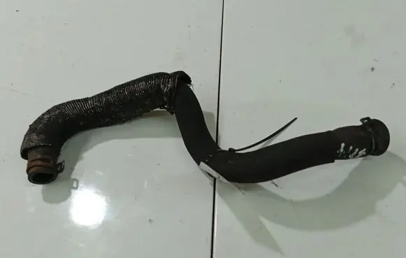 Skoda Fabia Mk2 (5J) Engine coolant pipe/hose 