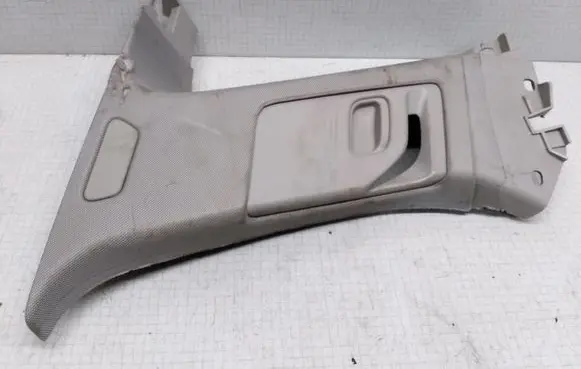 Opel Astra H Other sill/pillar trim element 13113974 400608