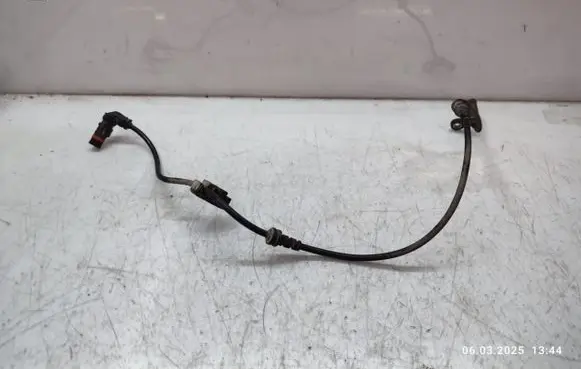 Mercedes-Benz C W204 ABS brake wheel speed sensor A2045400117