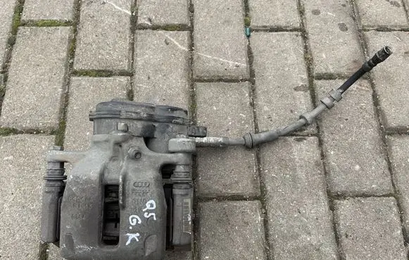 Audi Q5 SQ5 Rear brake caliper 32347485B