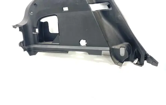 Trunk/boot lower side trim panel