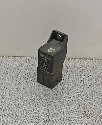 Ford C-MAX II Glow plug pre-heat relay 9666671780 51299049