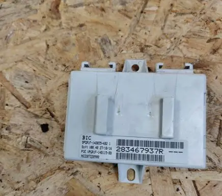 Renault Clio IV Other control units/modules 283467937R NS3207220900