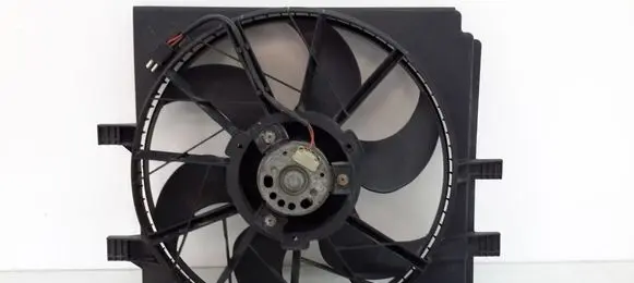 Mercedes-Benz A W168 Radiator cooling fan shroud A1685000093