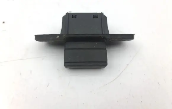 Mazda 6 Tailgate opening switch 